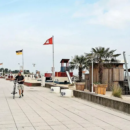 4 Person In Appartement Großenbrode