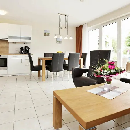 4 Person In Großenbrode